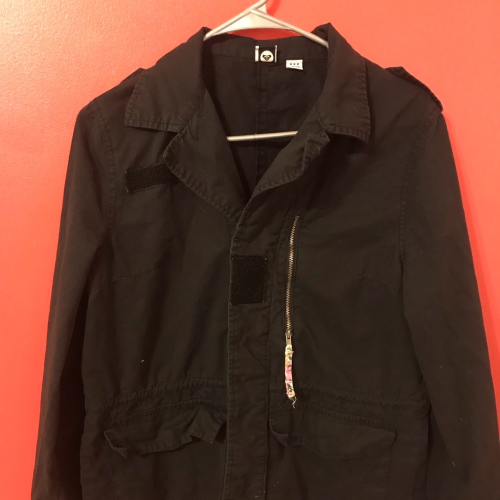 Distressed jacket - Picture 2 of 2